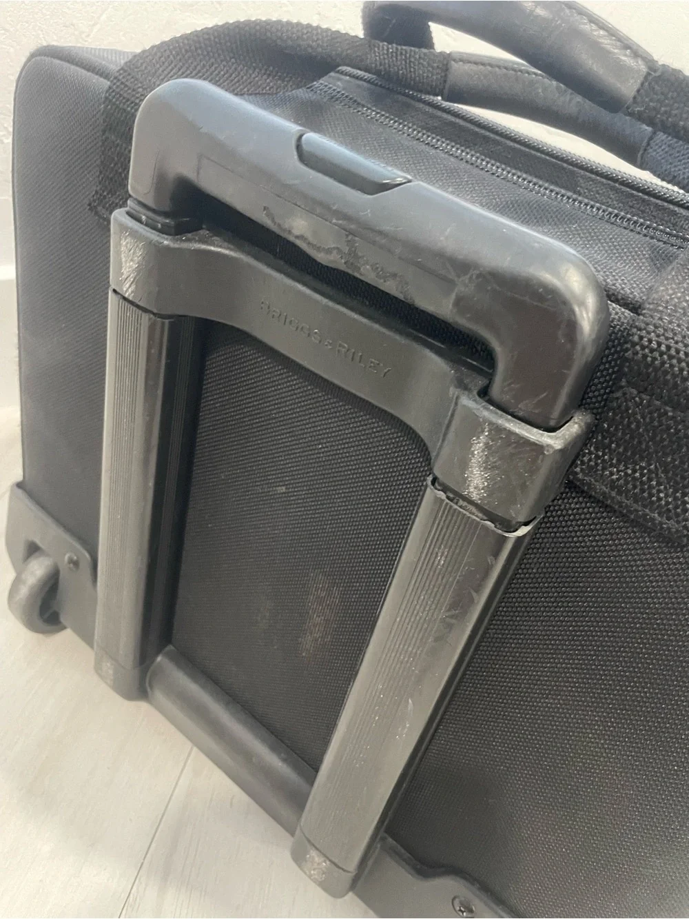 Briggs & Riley Black Rolling Laptop Briefcase with Telescoping Handle